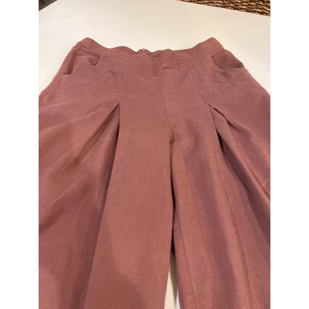 High-Waisted Mauve Wide-Leg Culottes With Pleats & Pockets - Picture 2 of 10